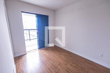 Casa à venda com 162m², 3 quartos e 2 vagasQuarto 3 / 2º andar: suite e varanda