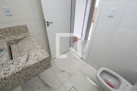 Casa à venda com 162m², 3 quartos e 2 vagasBanheiro