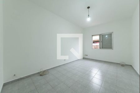 Quarto 2 de casa à venda com 2 quartos, 70m² em Vila Babilonia, São Paulo