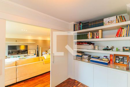 Apartamento para alugar com 173m², 4 quartos e 3 vagas Apartamento para alugar com 173m², 4 quartos e 3 vagasEscritório