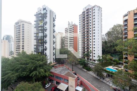 Apartamento à venda com 299m², 6 quartos e 4 vagas Apartamento à venda com 299m², 6 quartos e 4 vagasVista da Suíte 2
