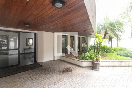 Apartamento à venda com 299m², 6 quartos e 4 vagas Apartamento à venda com 299m², 6 quartos e 4 vagasFachada