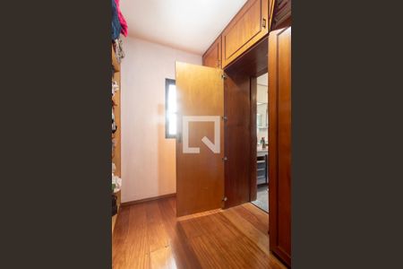 Apartamento à venda com 299m², 6 quartos e 4 vagas Apartamento à venda com 299m², 6 quartos e 4 vagasQuarto Suíte 2