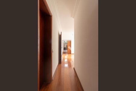 Apartamento à venda com 299m², 6 quartos e 4 vagas Apartamento à venda com 299m², 6 quartos e 4 vagasCorredor