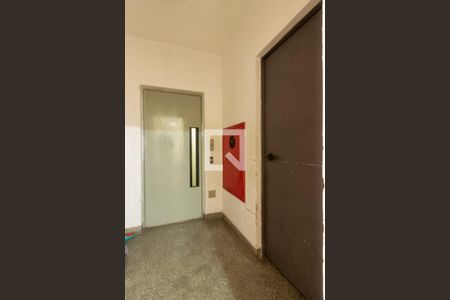 Apartamento à venda com 299m², 6 quartos e 4 vagas Apartamento à venda com 299m², 6 quartos e 4 vagasÁrea de Serviço