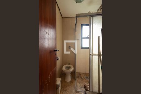 Apartamento à venda com 299m², 6 quartos e 4 vagas Apartamento à venda com 299m², 6 quartos e 4 vagasBanheiro de serviço