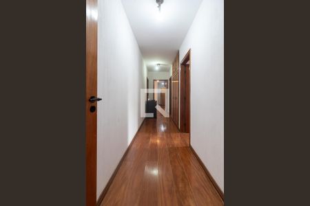 Apartamento à venda com 299m², 6 quartos e 4 vagas Apartamento à venda com 299m², 6 quartos e 4 vagasCorredor