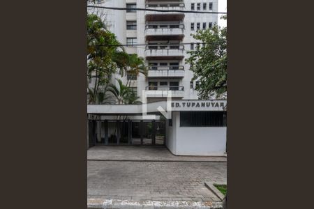 Apartamento à venda com 299m², 6 quartos e 4 vagas Apartamento à venda com 299m², 6 quartos e 4 vagasFachada