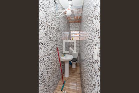 Casa à venda com 100m², 2 quartos e sem vagaBanheiro