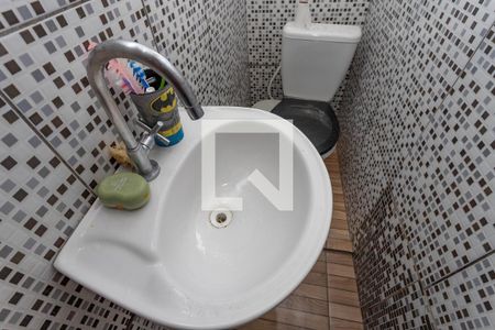 Casa à venda com 100m², 2 quartos e sem vagaBanheiro