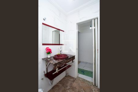 Casa à venda com 150m², 3 quartos e 4 vagas Casa à venda com 150m², 3 quartos e 4 vagasLavabo