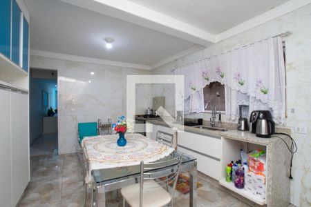 Casa à venda com 150m², 3 quartos e 4 vagas Casa à venda com 150m², 3 quartos e 4 vagasCozinha
