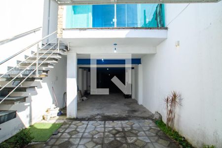 Casa à venda com 150m², 3 quartos e 4 vagas Casa à venda com 150m², 3 quartos e 4 vagasGaragem