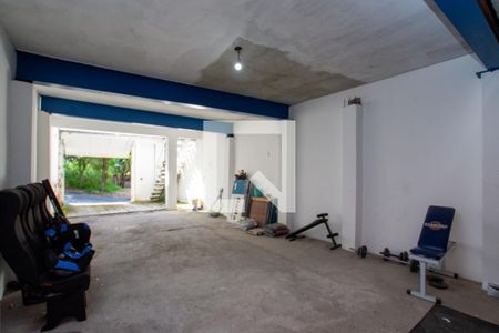 Casa à venda com 150m², 3 quartos e 4 vagas Casa à venda com 150m², 3 quartos e 4 vagasGaragem