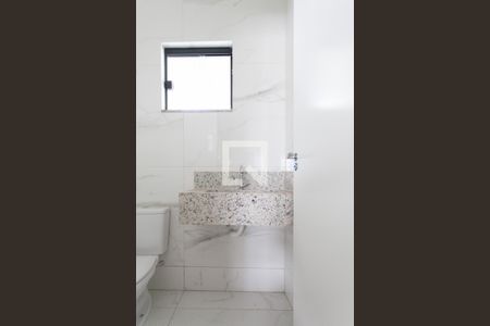 Casa à venda com 162m², 3 quartos e 2 vagasLavabo