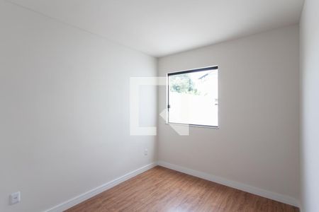 Casa à venda com 162m², 3 quartos e 2 vagasQuarto 2