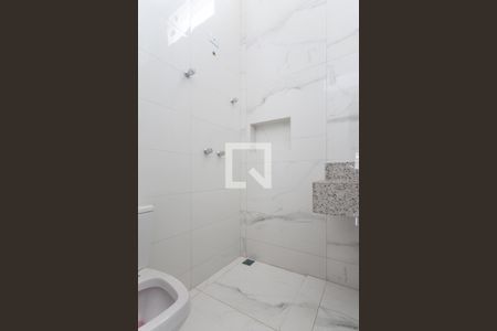 Casa à venda com 162m², 3 quartos e 2 vagasBanheiro Social