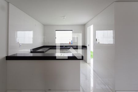 Casa à venda com 162m², 3 quartos e 2 vagasCozinha