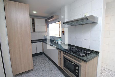Apartamento à venda com 70m², 2 quartos e 1 vagaCozinha