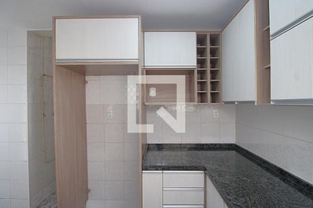 Apartamento à venda com 70m², 2 quartos e 1 vagaCozinha - Armários