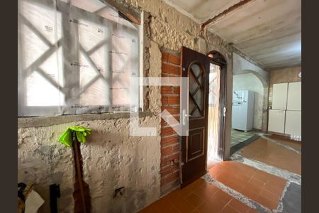 Casa à venda com 220m², 4 quartos e 5 vagas Casa à venda com 220m², 4 quartos e 5 vagasCozinha