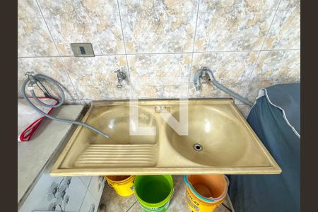 Casa à venda com 220m², 4 quartos e 5 vagas Casa à venda com 220m², 4 quartos e 5 vagasEspaço Superior