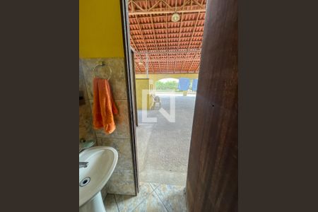 Casa à venda com 220m², 4 quartos e 5 vagas Casa à venda com 220m², 4 quartos e 5 vagasBanheiro de serviço