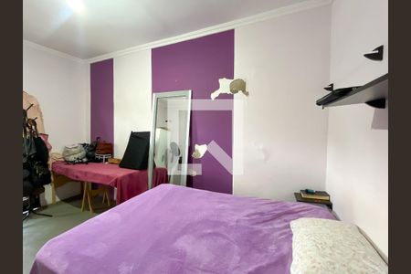 Casa à venda com 220m², 4 quartos e 5 vagas Casa à venda com 220m², 4 quartos e 5 vagasSuíte 4