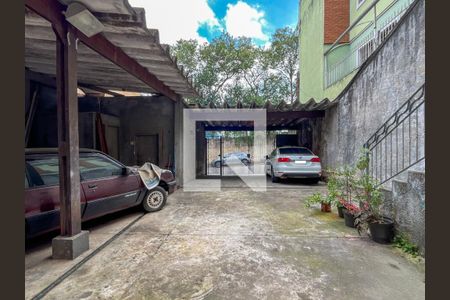 Garagem de casa à venda com 4 quartos, 220m² em Jardim Maristela, São Paulo
