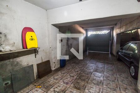 Casa para alugar com 100m², 2 quartos e 1 vaga Casa para alugar com 100m², 2 quartos e 1 vagaGaragem