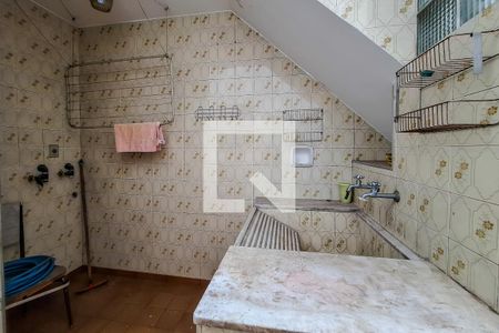 Casa à venda com 300m², 4 quartos e 3 vagasÁrea de Serviço