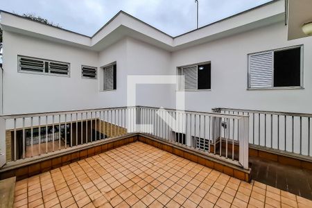 Casa à venda com 300m², 4 quartos e 3 vagasVaranda Quarto de Serviço
