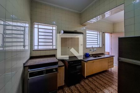 Casa à venda com 300m², 4 quartos e 3 vagasCozinha