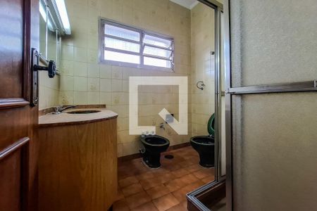 Casa à venda com 300m², 4 quartos e 3 vagasBanheiro