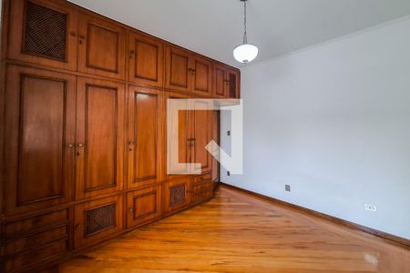 Casa à venda com 300m², 4 quartos e 3 vagasQuarto 2