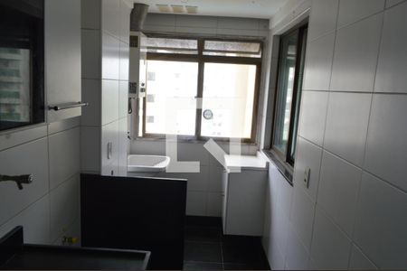 Apartamento à venda com 70m², 2 quartos e 1 vagaÁrea de Serviço