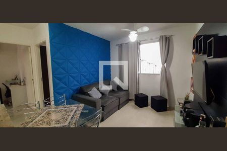 Sala de apartamento para alugar com 2 quartos, 43m² em São Pedro, Osasco