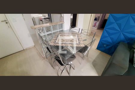 Sala de apartamento para alugar com 2 quartos, 43m² em São Pedro, Osasco