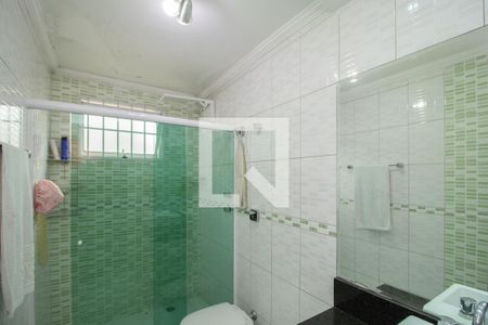 Casa à venda com 250m², 4 quartos e 2 vagasBanheiro 2