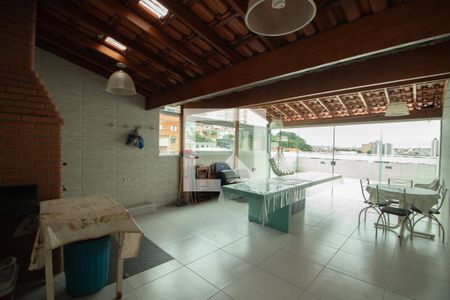 Casa à venda com 250m², 4 quartos e 2 vagasChurrasqueira