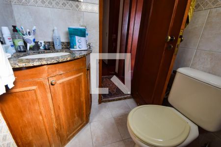 Apartamento à venda com 70m², 2 quartos e 1 vaga Apartamento à venda com 70m², 2 quartos e 1 vagaBanheiro