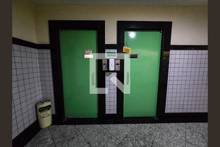 Apartamento à venda com 70m², 2 quartos e 1 vaga Apartamento à venda com 70m², 2 quartos e 1 vagaHall de entrada