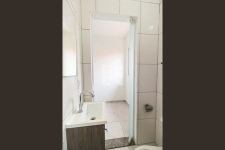 Casa de condomínio à venda com 62m², 2 quartos e 1 vagaBanheiro da Suíte 2