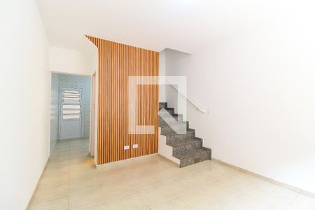 Sala de casa de condomínio à venda com 2 quartos, 62m² em Itaquera, São Paulo