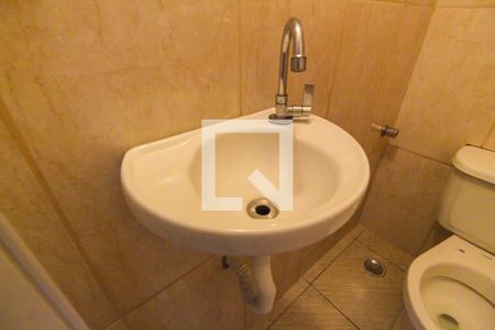 Casa de condomínio à venda com 62m², 2 quartos e 1 vagaLavabo