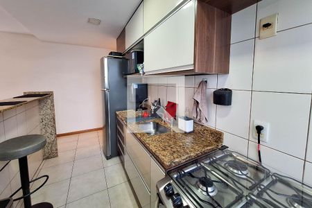 Apartamento à venda com 65m², 2 quartos e 2 vagas Apartamento à venda com 65m², 2 quartos e 2 vagasCozinha