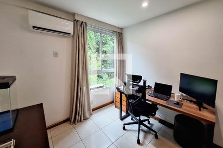 Apartamento à venda com 65m², 2 quartos e 2 vagas Apartamento à venda com 65m², 2 quartos e 2 vagasQuarto 1