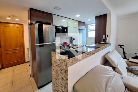 Cozinha de apartamento à venda com 2 quartos, 65m² em São Francisco, Niterói