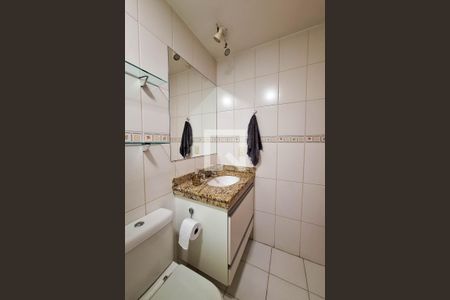 Apartamento à venda com 65m², 2 quartos e 2 vagas Apartamento à venda com 65m², 2 quartos e 2 vagasBanheiro Social