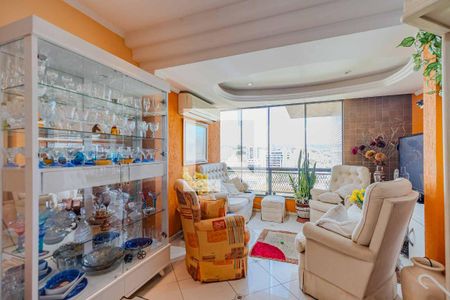 Sala de apartamento à venda com 3 quartos, 199m² em Azenha, Porto Alegre